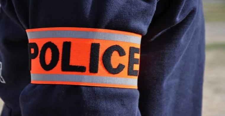 Diamaguène : un faux policier pris au piège dans un point de transfert d’argent