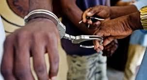 Traqué par la foule et cueilli par les gendarmes : Le double visage du prédateur de Ngor démasqué