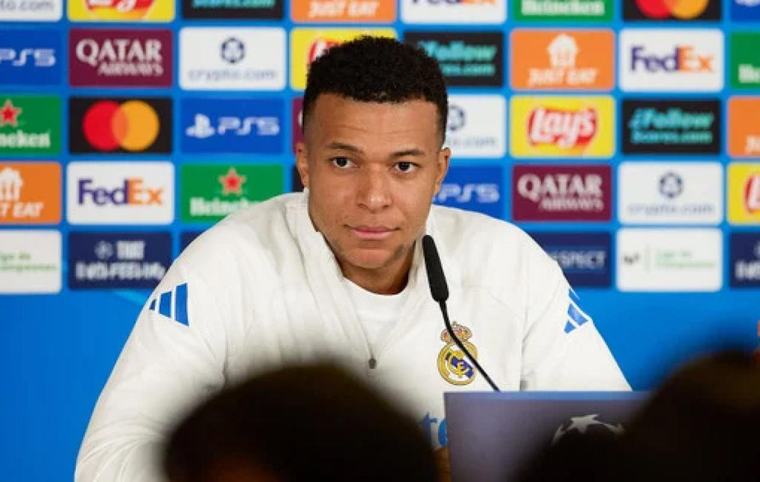 Real Madrid : Mbappé répond cash sur ses lacunes défensives